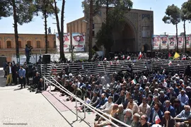 استقبال پرشور مردم سمنان از رئیس جمهور