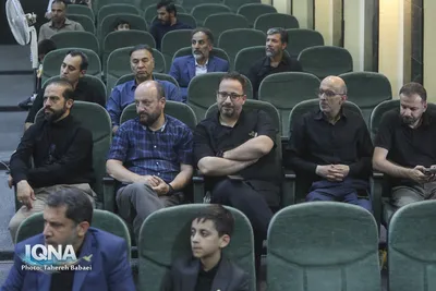 دومین جلسه قرآنیان تهران به همراه تجلیل از خبرنگاران قرآنی