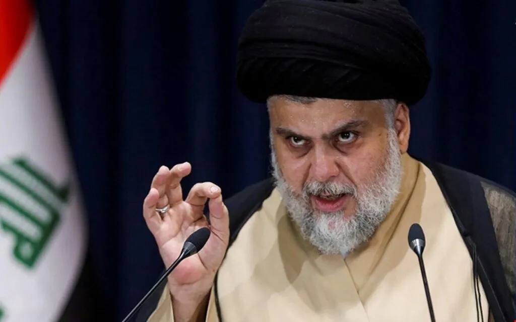 مقتدی صدر خواستار تحویل سلاح به دولت برای انحلال شبه نظامیان شد