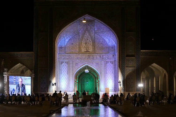 نغمه‌سرایی شاعران جهان اسلام در جشنواره بین‎المللی شعر غدیر
