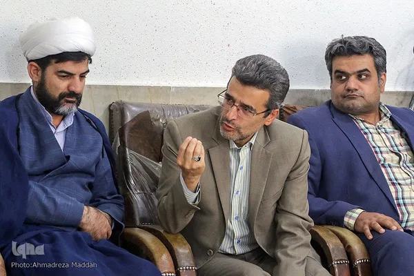 بازدید معاون آموزشی و کارآفرینی جهاددانشگاهی  از مرکز آموزشی شهید شقاقیان شیراز