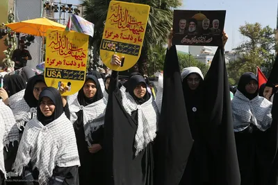 تجمع بزرگ فرهنگیان و دانش آموزان در حمایت از حزب الله لبنان