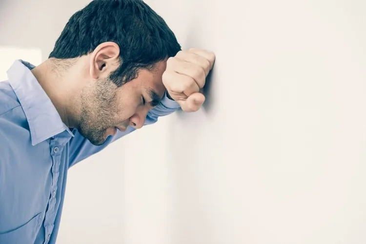 اضطراب خودتان را مخفی نکنید / تنگی نفس و تپش قلب طبیعی است