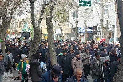 حضور پرشور مردم نایین در راهپیمایی ۲۲ بهمن