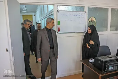 بازدید استاندار همدان از دفتر خبرگزاری ایکنا در همدان‎