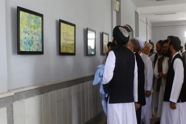  د افغانستان په هرات کې د رسول الله(ص)د میلادپه مناسبت د چهل حدیث نومې نندارتون جوړ شو