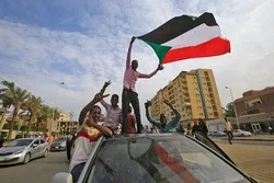 Tekanan Saudi- Emirat atas Sudan untuk Kompromi dengan Rezim Zionis
