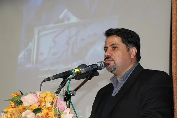 ماندگاری ادبیات پایداری با بهره‌مندی از آثار هنری