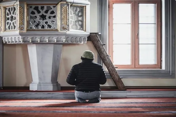 İngiltere’de cami ve dini mekanların korunmasına yönelik bütçe artırılıyor