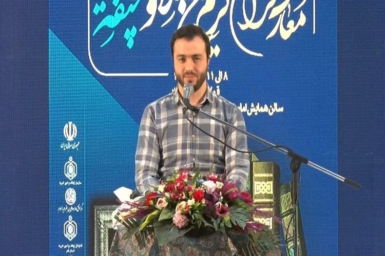 تفسیر هر آیه دریایی از معرفت است