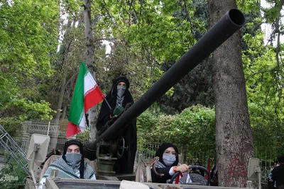 اجتماع دختران قائد شهید در شیراز