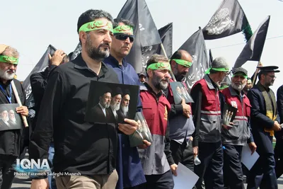 زائران و مجاوران در مسجد مقدس جمکران جهت عرض تسلیت به امام زمان