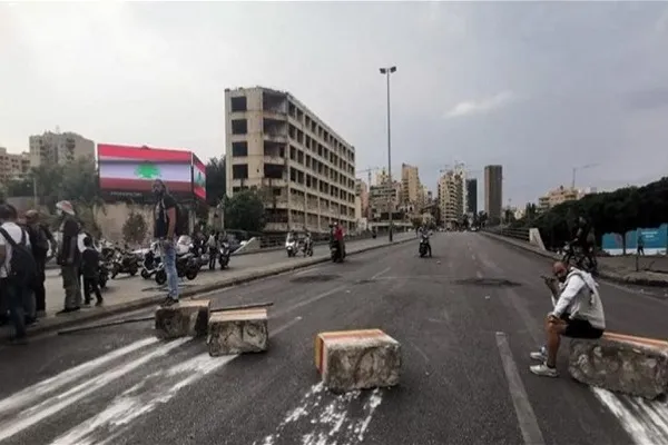 إعادة فتح الطرقات في لبنان بعد بيان الجيش