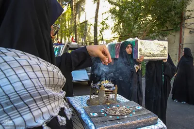 میزبانی دانش آموزان شیرازی از شهدای گمنام
