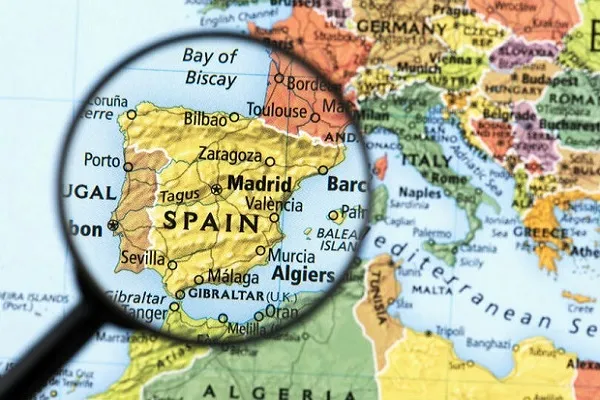 İspaniyada məscidə hücum edildi