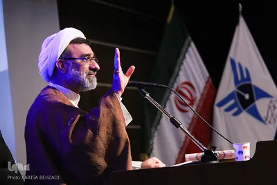 حجت‌الاسلام عبدالحسین خسروپناه، نماینده شورای عالی انقلاب فرهنگی در هیئت حمایت از کرسی‌های نظریه پردازی