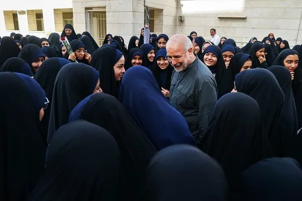 وظیفه همه ما حفظ انسجام و وحدت ملی است
