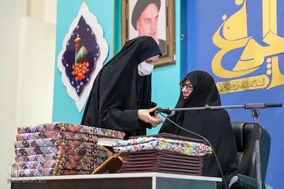 تجلیل از بانوان موفق اسلامی‎