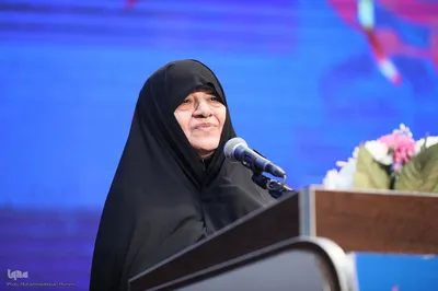 اختتامیه کنگره ملی بانوی مبارز و انقلابی خواهر دباغ در همدان