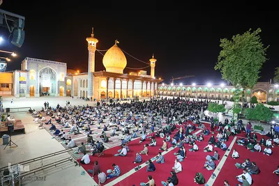 مناجات شبانه در حرم مطهر شاهچراغ(ع)‎