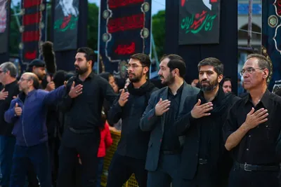 مراسم عزاداری حسینی در سنگ فرش مصلای تبریز