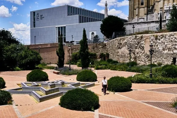 Ang Bagong Museo ng Madrid na Magpapakita ng Islamikong Pamana Nito