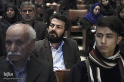 آئین اعطای تندیس ملی فداکاری دانشجویان ایران
