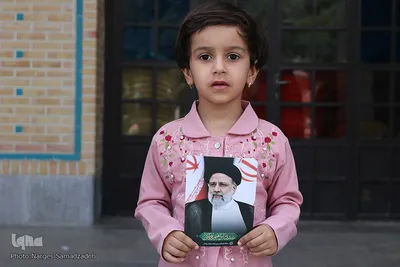 شور انتخابات در گلستان شهدای اصفهان