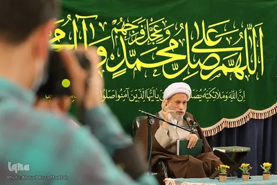 محفل آسمانی قرائت و تفسیر قرآن کریم در مسجد جامع شهدا