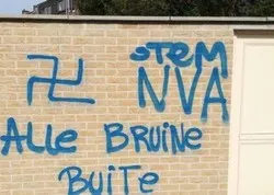 Belgique : des graffitis racistes sur une mosquée à Louvain