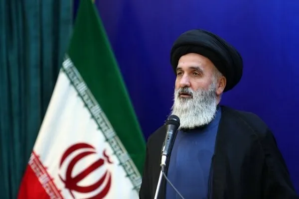 روشنگری و آگاه‌سازی؛ مهم‌ترین نقش روحانیت