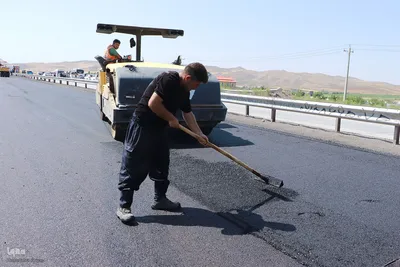 بازدید نایب‌رئیس مجلس و رئیس سازمان راهداری از پروژه پل بیات و جاده تبریز - زنجان