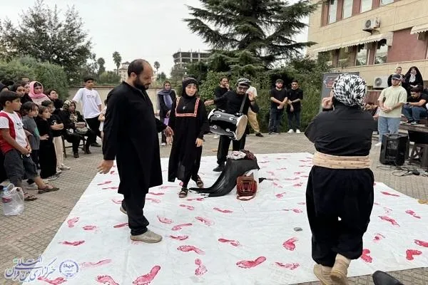 اجرای نمایش «پرسه در نیاز» در رویان