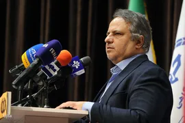 مهدی باصولی، رئیس دانشگاه علم و فرهنگ در افتتاحیه مسابقات ملی مناظره دانشجویان