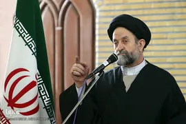 حجت‌الاسلام حسینی، رئیس اداره عقیدتی ـ سیاسی سازمان صنایع هوایی ایران