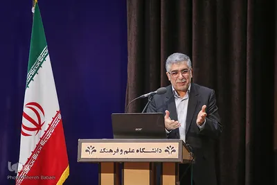 حمیدرضا طیبی، رییس جهاد دانشگاهی در آئین رونمایی از ۱۰ طرح و محصول فناورانه جهاددانشگاهی
