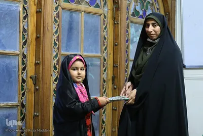 محفل انس با قرآن بانوان قرآنی در بنیاد پیمان غدیر