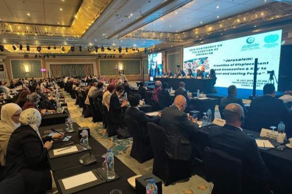 مؤتمر دولي بالقاهرة يؤكد أن القدس مفتاح السلام ويحذر من تصاعد سياسات التهجير