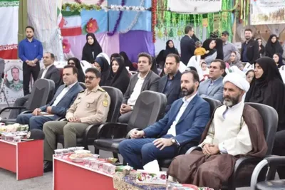 جشن شکوفه‌ها در خرم آباد