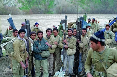 دفاع مقدس: خروش لاجوردی