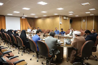 جلسه هم اندیشی داوران مسابقات اوقاف استان با مجیدی مهر، رییس مرکز امور قرآنی سازمان اوقاف