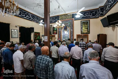 اقامه نماز ظهر و عصر در مسجد ملک آباد