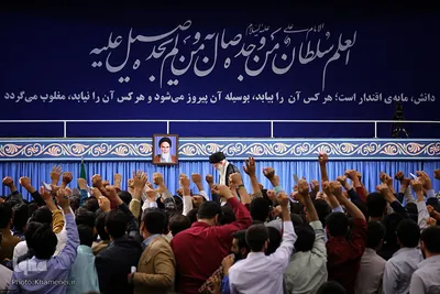 دیدار جمعی از دانشجویان با رهبر انقلاب