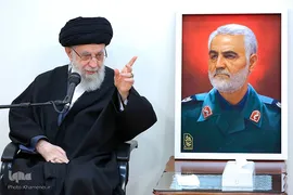 دیدار خانواده و اعضای ستاد بزرگداشت سردار سلیمانی