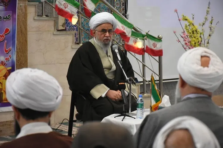 مساجد پایگاه فکری و عقیدتی باشند