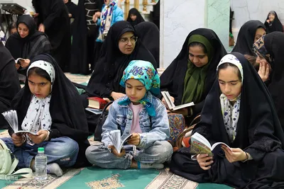 احیای شب نوزدهم ماه رمضان در امامزاده سیدمحمد(ع) خمینی‌شهر