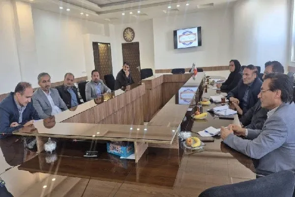 تقدیر از مفاخر قرآنی گامی در جهت شناساندن سرمایه‌های ارزشمند است