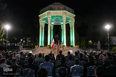 حضور رئیس‌جمهور در حافظیه