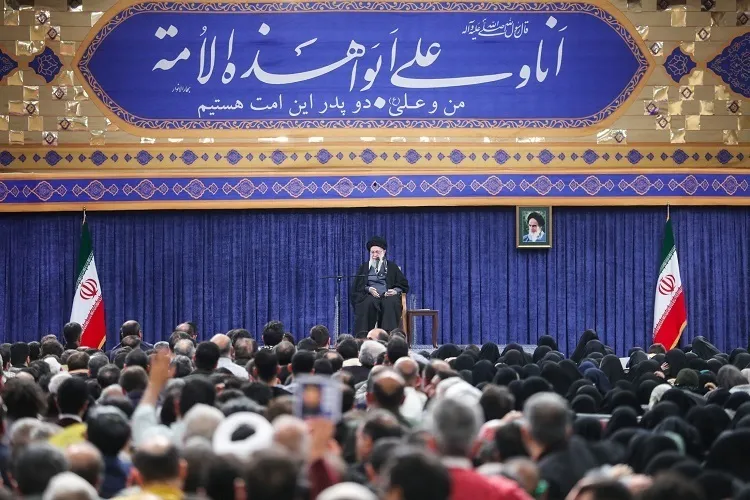 له  اعتراض کونکو سره خبرې کوو خو ګډوډي‌کوونکي باید په خپل ځای کېنول شي/ ټولې نړۍ امریکا وپېژندله