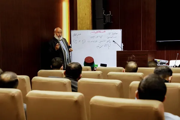العراق: وحدةُ التلاوة تُقيم دورةً قرآنيّة لمنتسبي العتبة العبّاسية